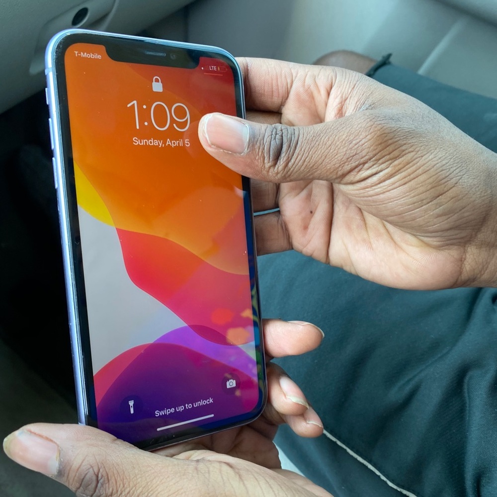 iPhone 11